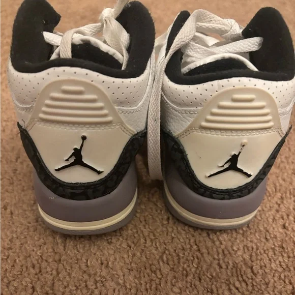 Jordan 3 Shoes - Picture 1 of 4